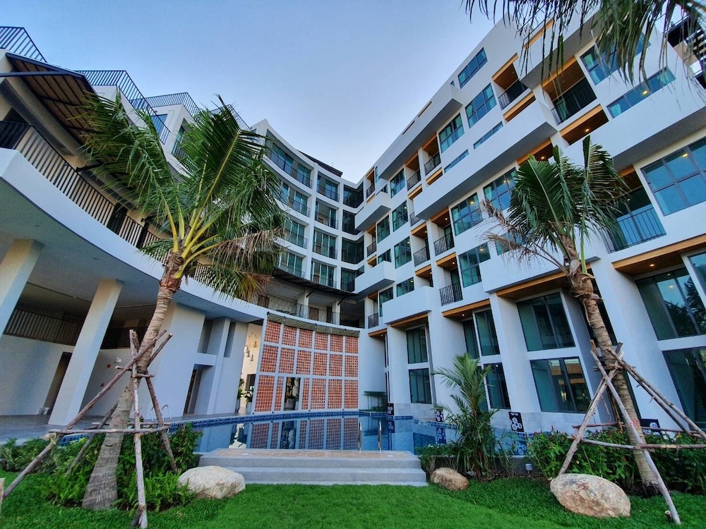 Atom Phuket Hotel — о. Пхукет, Таїланд мініатюра 57