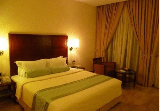Hulhule Island Hotel — Мале, Мальдіви мініатюра 22