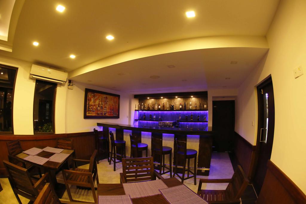 Blue Beach Hotel — Ваддува, Шрі Ланка мініатюра 11