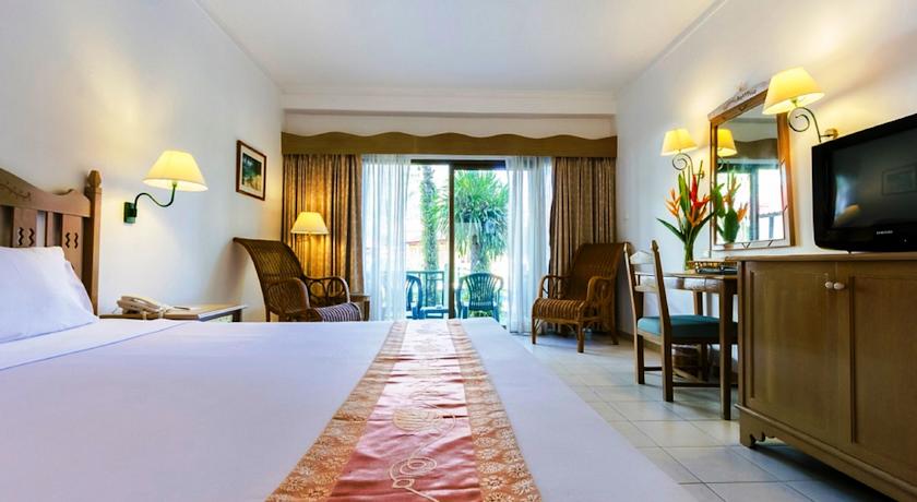 Amora Beach Resort Phuket — о. Пхукет, Таїланд мініатюра 147