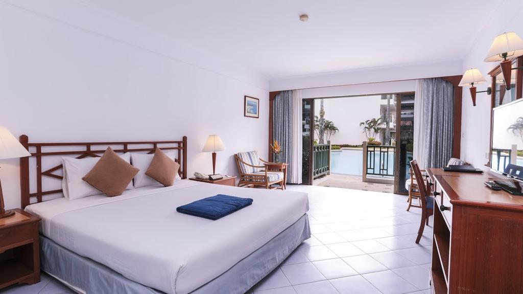 Amora Beach Resort Phuket — о. Пхукет, Таїланд мініатюра 182