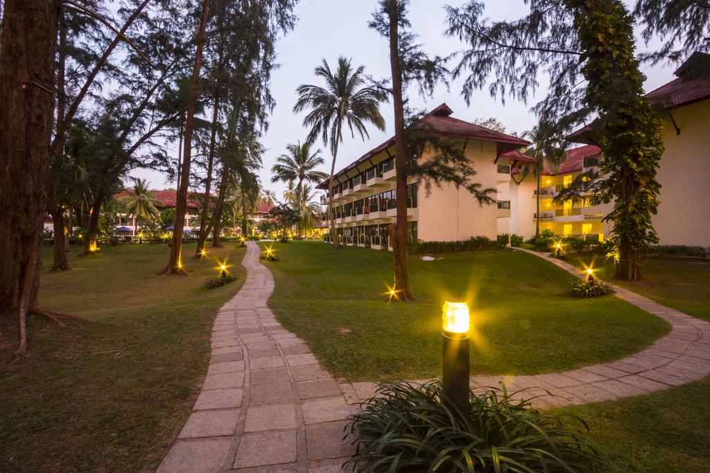 Amora Beach Resort Phuket — о. Пхукет, Таїланд мініатюра 199