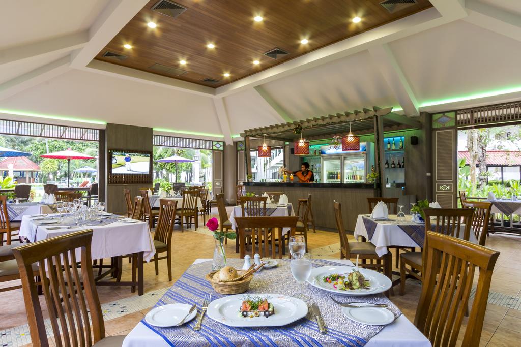 Amora Beach Resort Phuket — о. Пхукет, Таїланд мініатюра 202