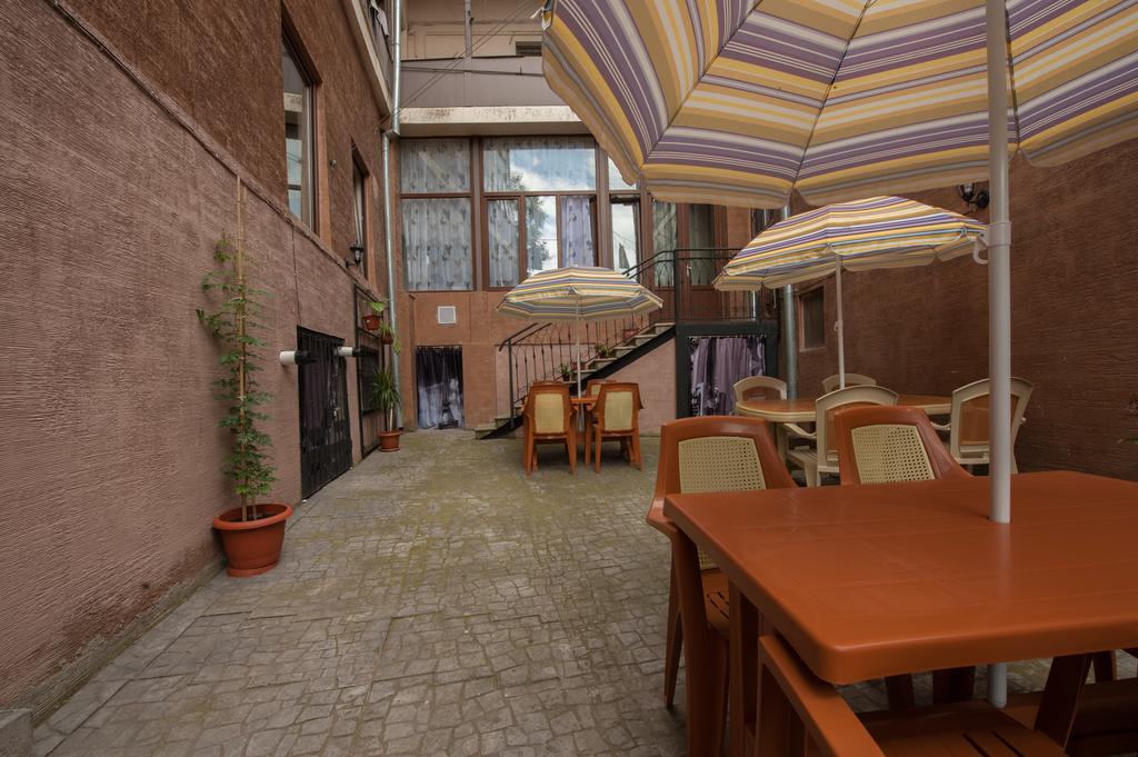 Old Meidan Tbilisi by Urban Hotels — Тбілісі, Грузія мініатюра 30