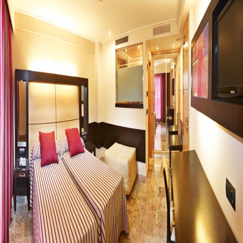 MLL Mediterranean Bay Hotel, о. Майорка, Іспанія мініатюра 13