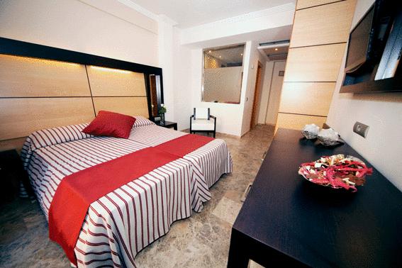MLL Mediterranean Bay Hotel, о. Майорка, Іспанія мініатюра 15
