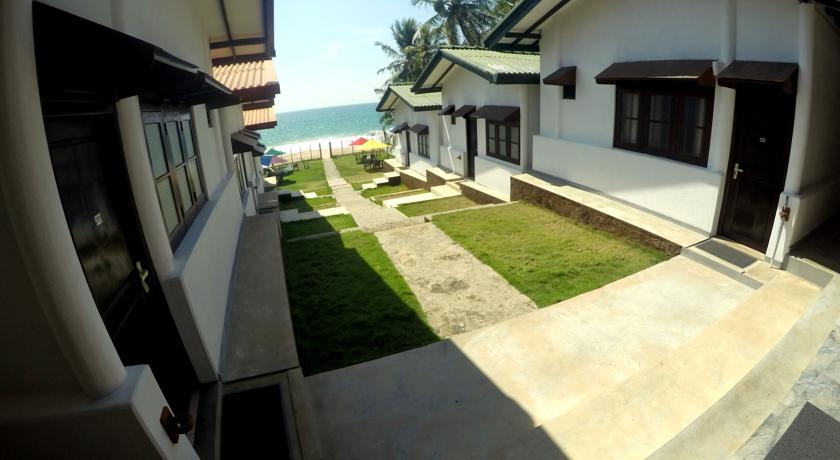 Ramon Beach Resort — Амбалангода, Шрі Ланка мініатюра 6