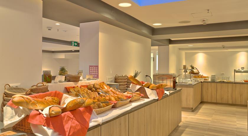 Medora Auri Family Beach Resort — Подгора, Хорватія мініатюра 117