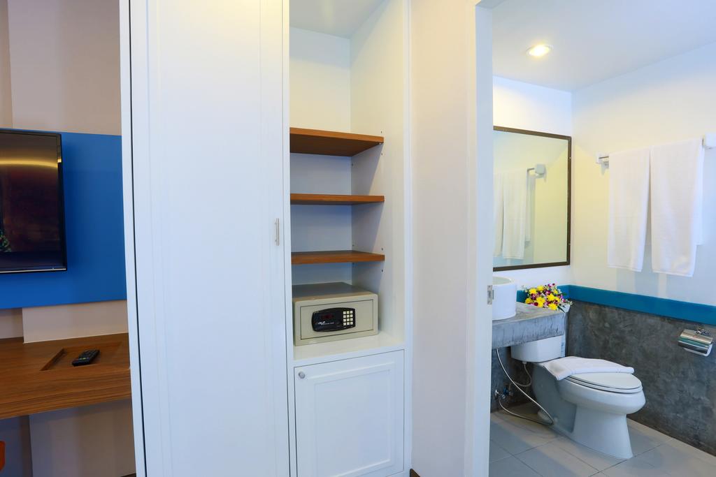 Days Inn Patong Beach — о. Пхукет, Таїланд мініатюра 21