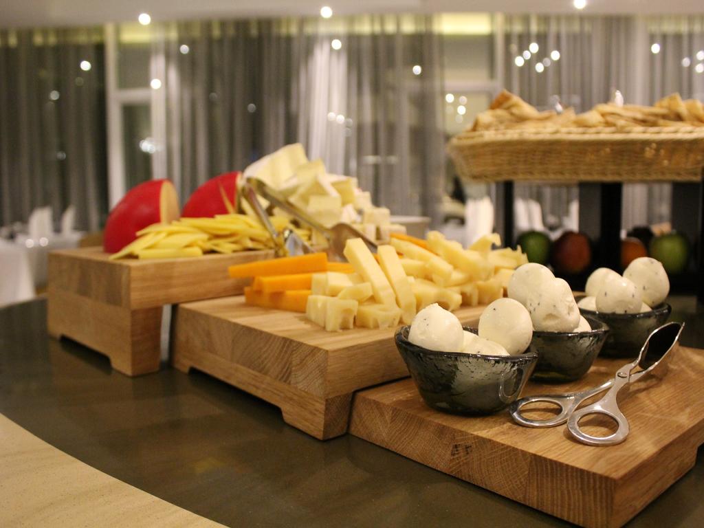 Ramada by Wyndham Dubai Barsha Heights — Дубаї, Об'єднані Арабські Емірати мініатюра 96