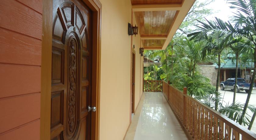 Coconut Beach Resort Klong Prao — о. Чанг, Таїланд мініатюра 31