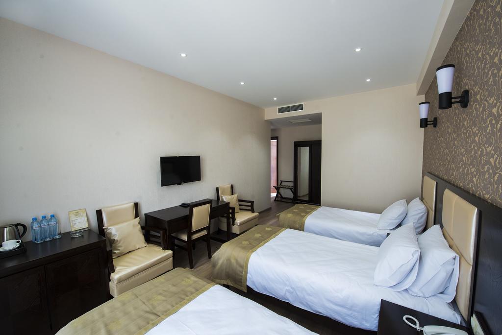 Tbilisi Inn — Тбілісі, Грузія мініатюра 13