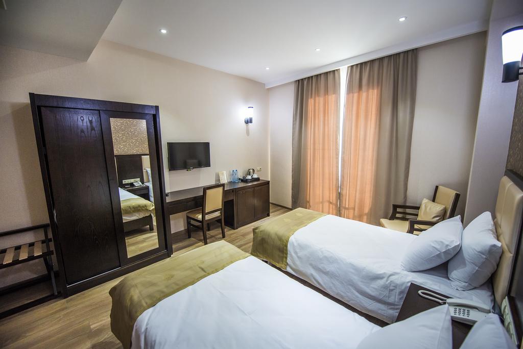 Tbilisi Inn — Тбілісі, Грузія мініатюра 30