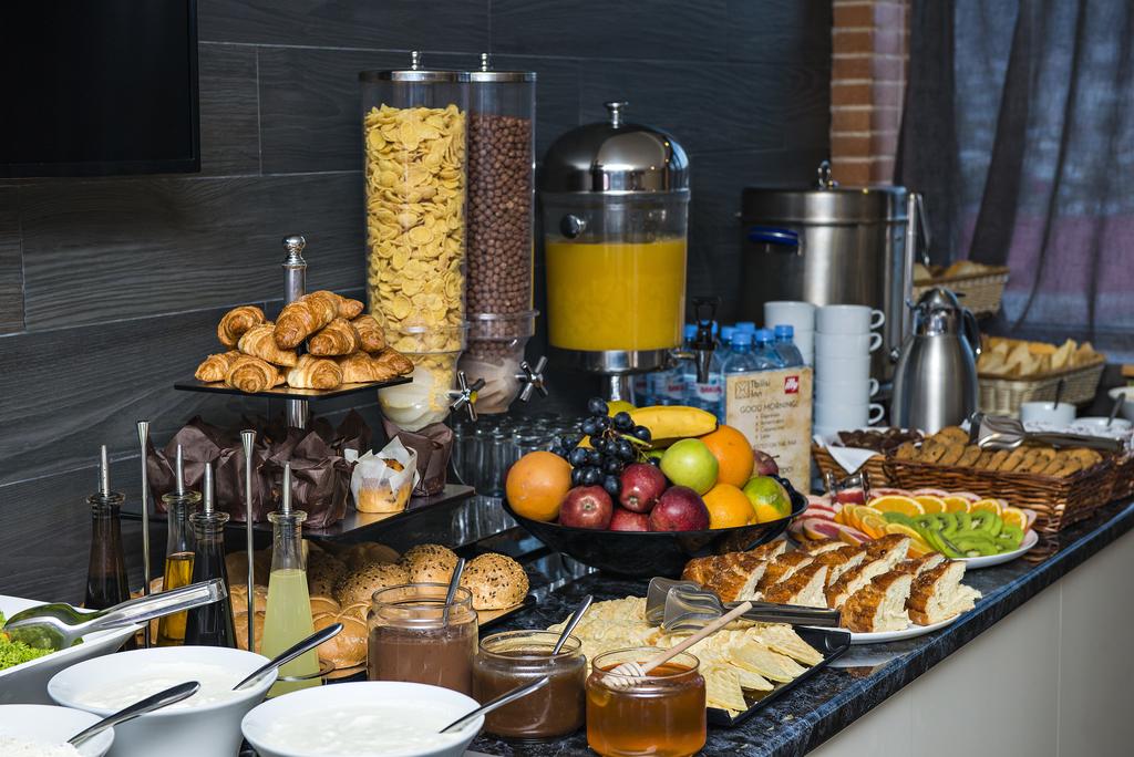 Tbilisi Inn — Тбілісі, Грузія мініатюра 42