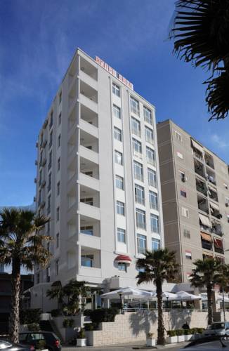 Arvi Hotel — Дуррес, Албанія мініатюра 16