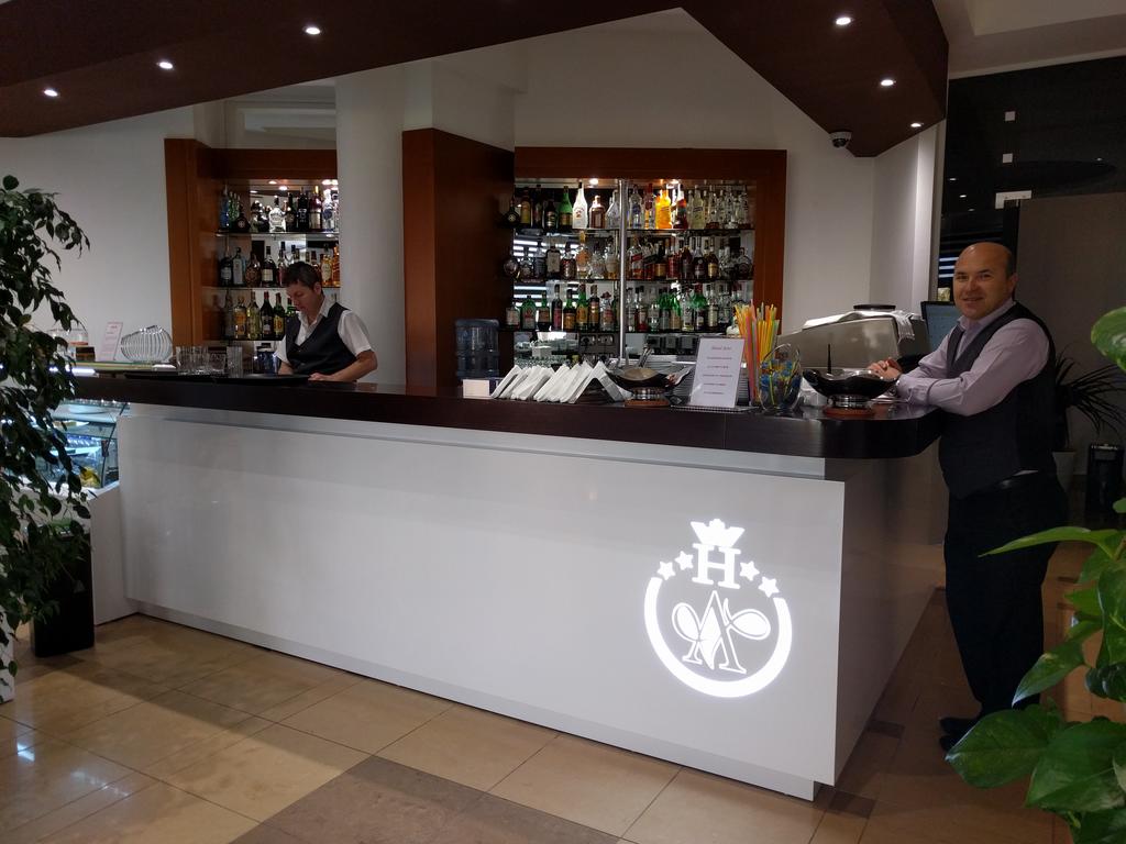 Arvi Hotel — Дуррес, Албанія мініатюра 23