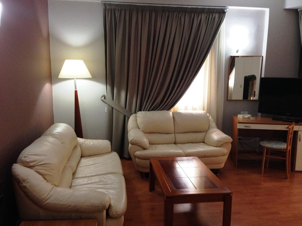 Arvi Hotel — Дуррес, Албанія мініатюра 31