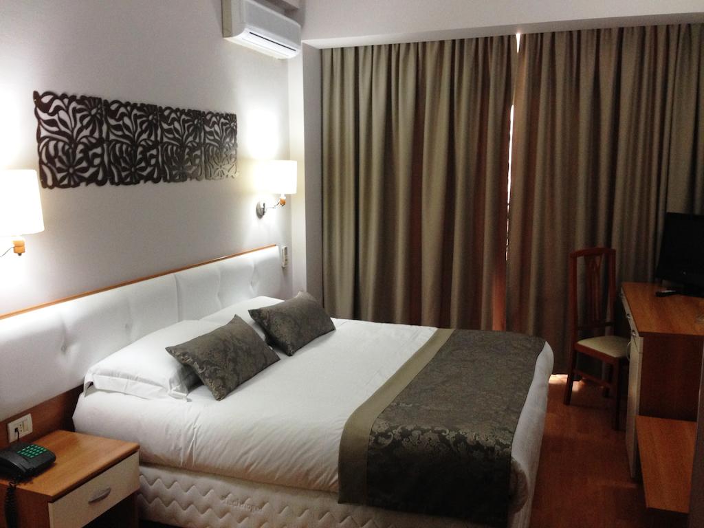 Arvi Hotel — Дуррес, Албанія мініатюра 39