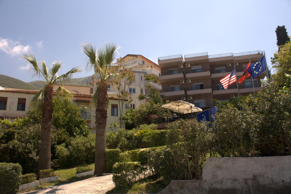 Ambasador Hotel — Вльора, Албанія мініатюра 17
