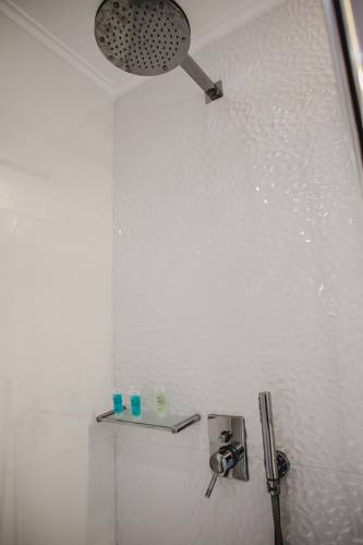 Demi Hotel — Саранда, Албанія мініатюра 20