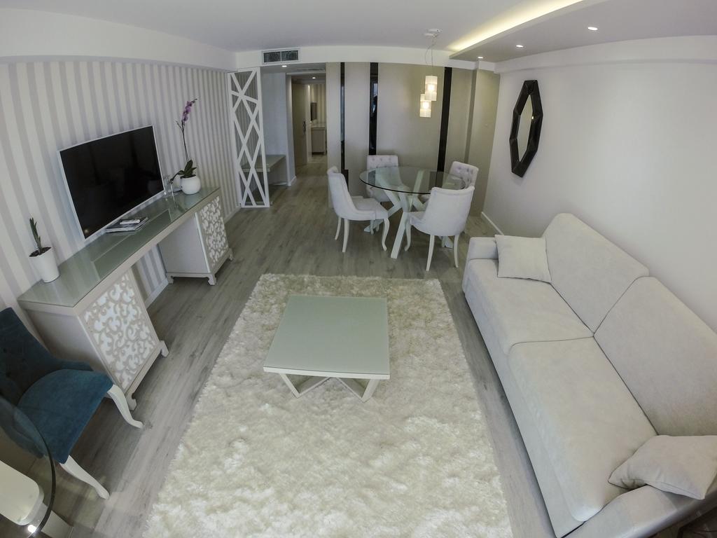 Demi Hotel — Саранда, Албанія мініатюра 38