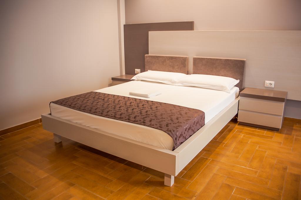 Apollon Hotel — Саранда, Албанія мініатюра 19