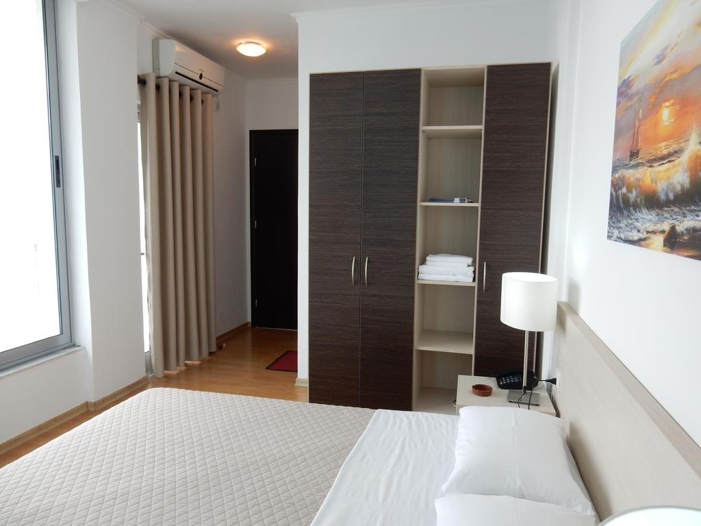 Titania Hotel — Саранда, Албанія мініатюра 11