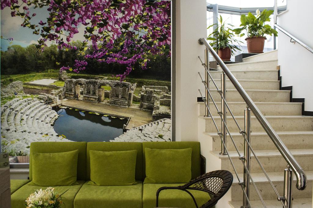 Titania Hotel — Саранда, Албанія мініатюра 19