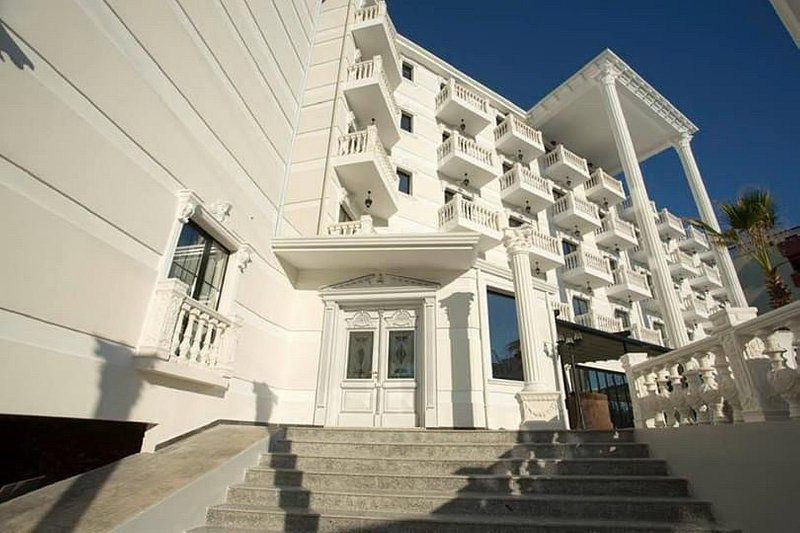 Onufri Hotel — Голем, Албанія мініатюра 6