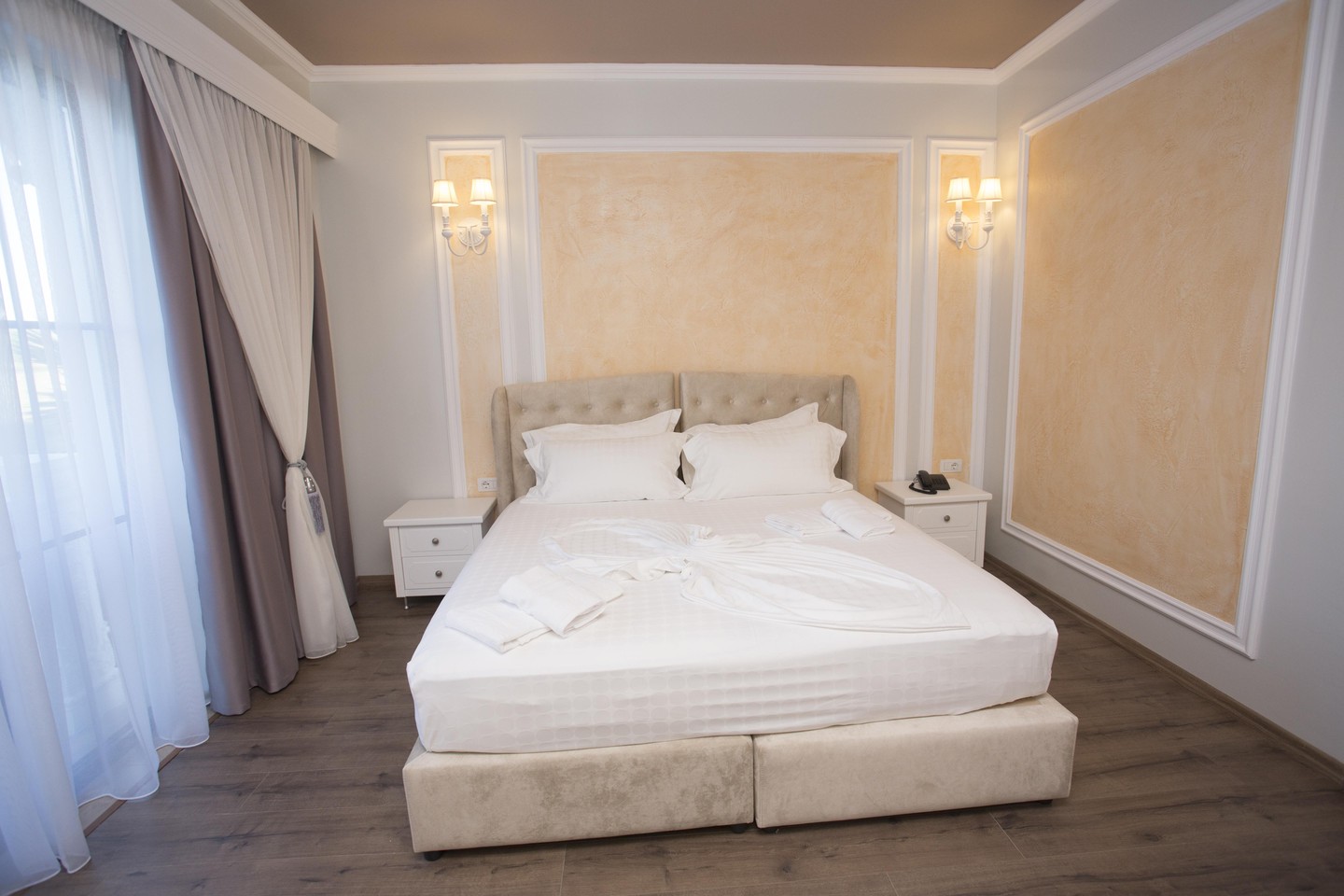 Onufri Hotel — Голем, Албанія мініатюра 12