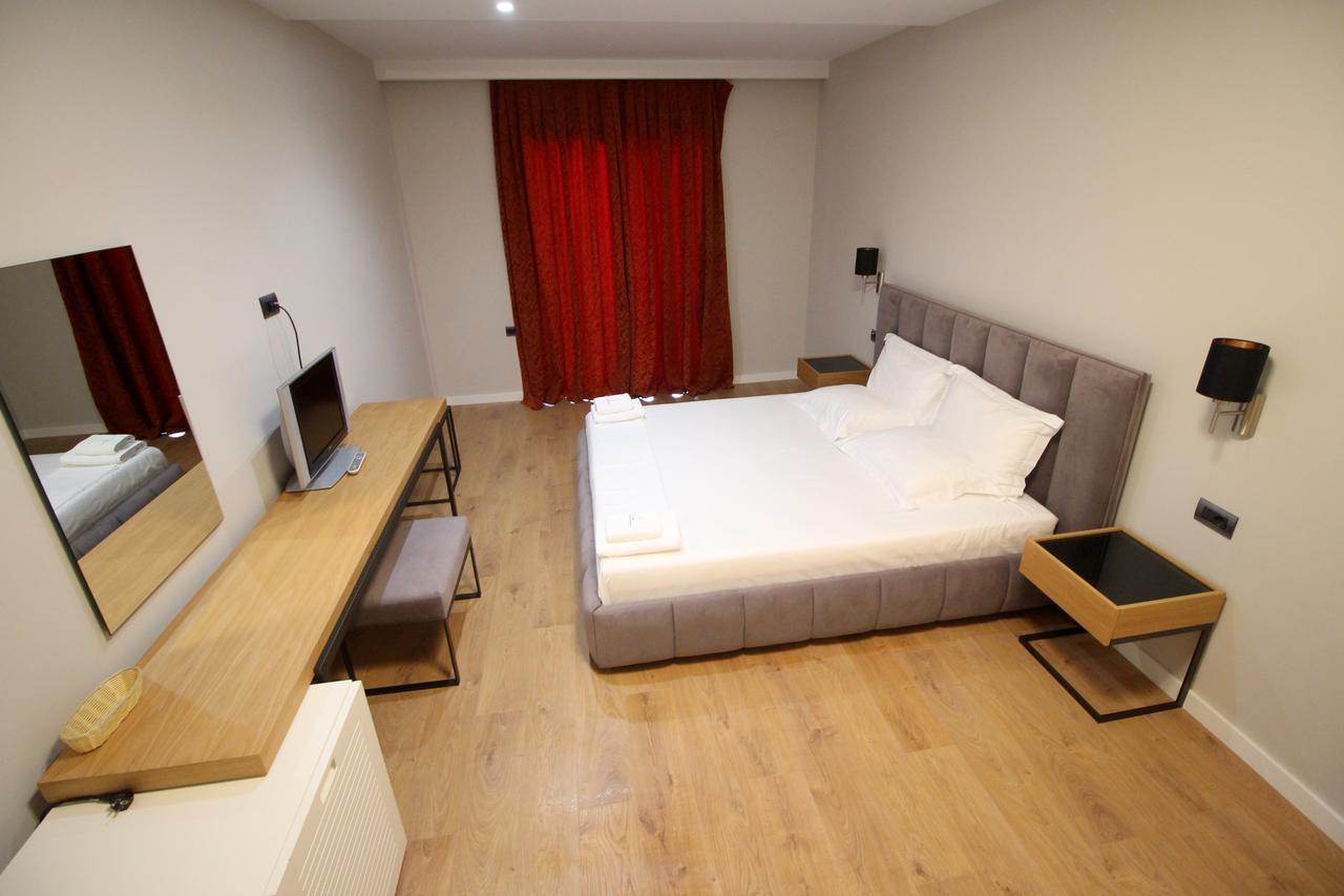 International Hotel Saranda — Саранда, Албанія мініатюра 8
