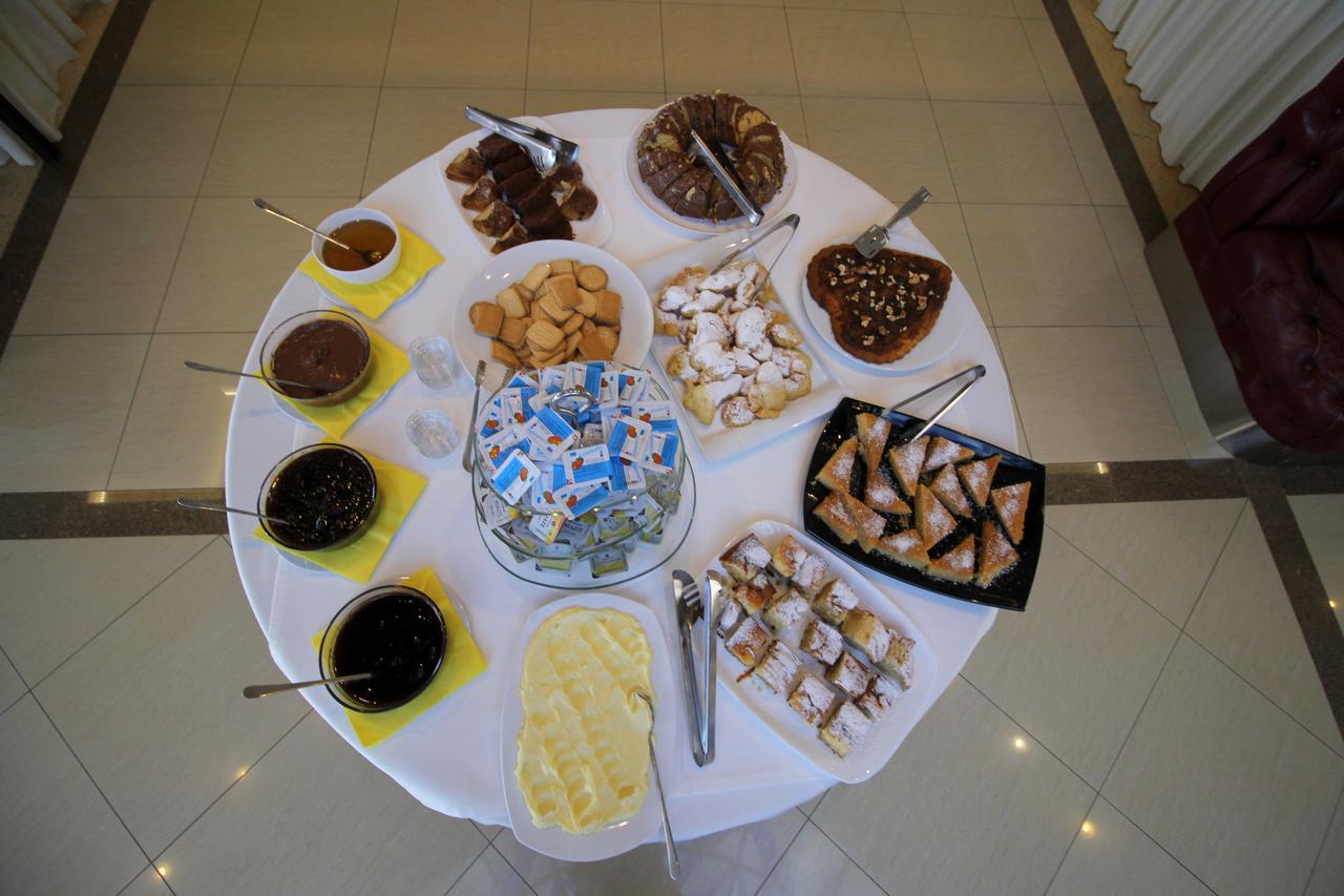 International Hotel Saranda — Саранда, Албанія мініатюра 21