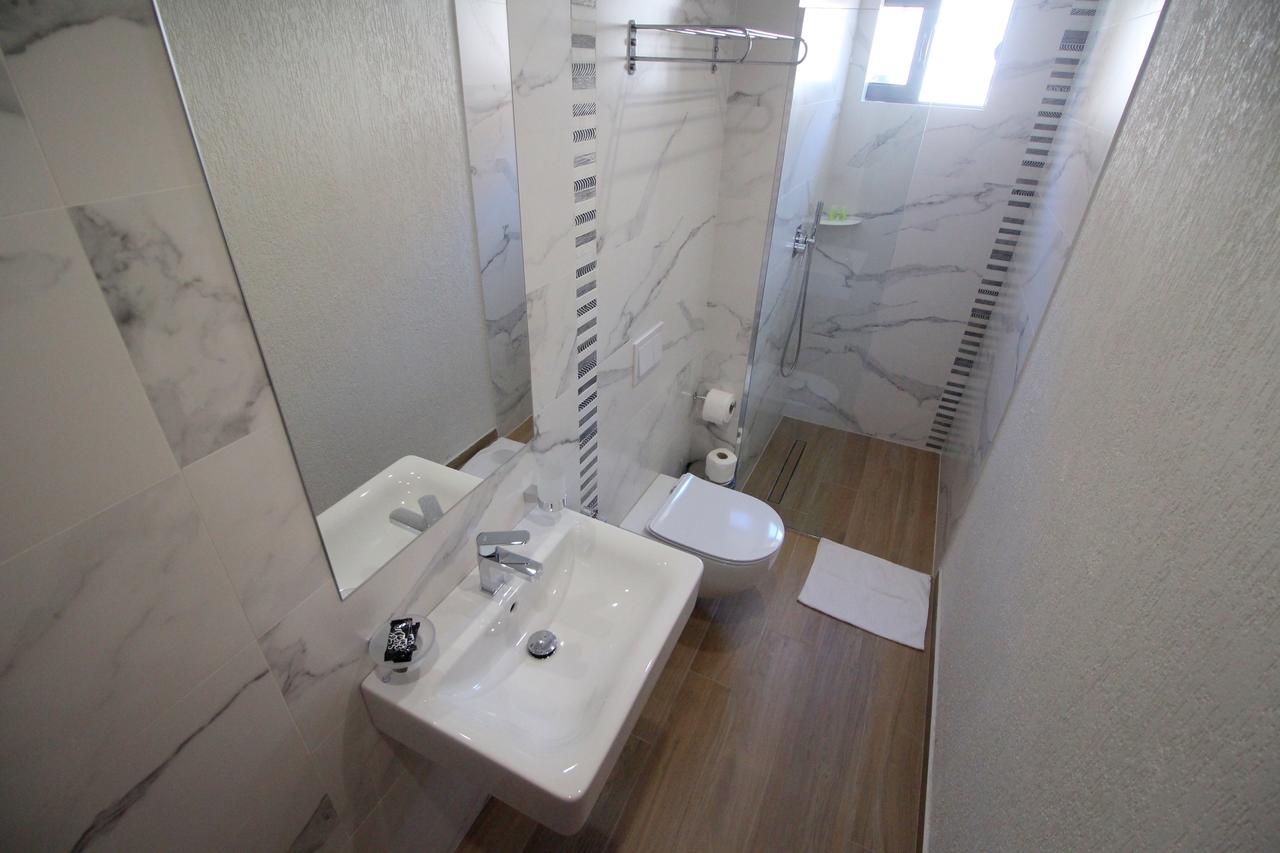 International Hotel Saranda — Саранда, Албанія мініатюра 42