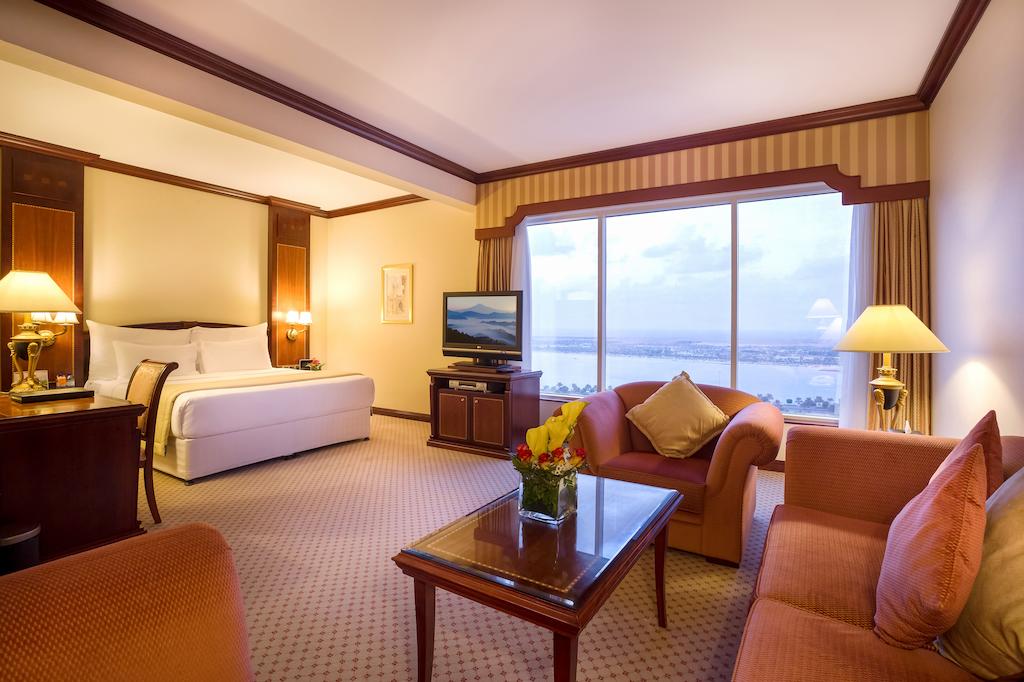 Corniche Hotel Abu Dhabi — Абу Дабі, Об'єднані Арабські Емірати мініатюра 6