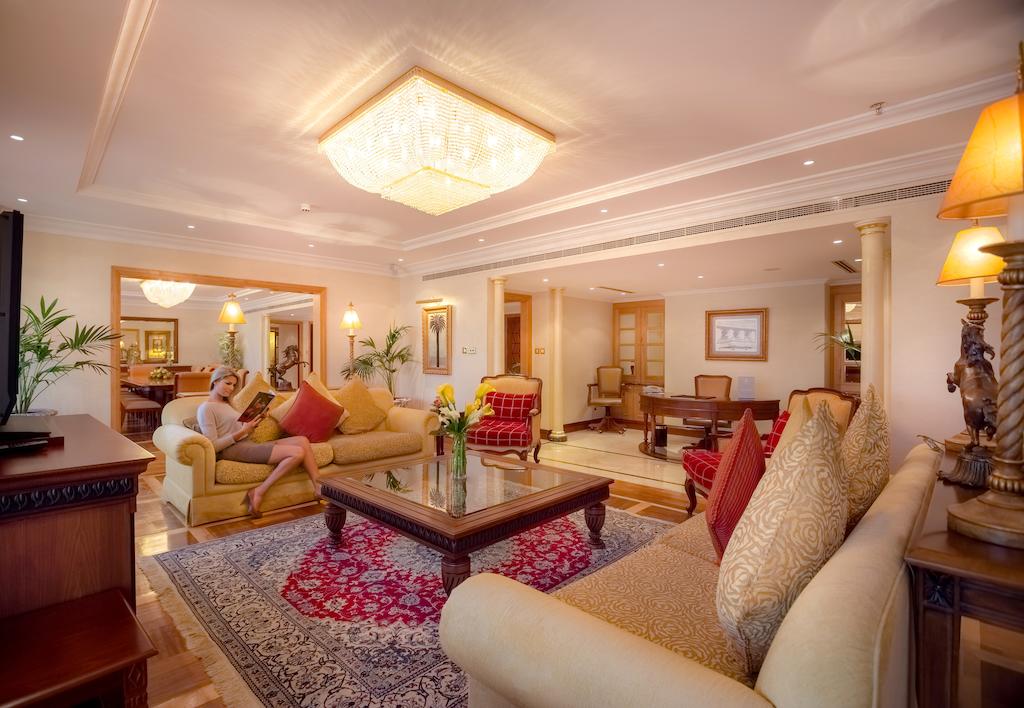 Corniche Hotel Abu Dhabi — Абу Дабі, Об'єднані Арабські Емірати мініатюра 12