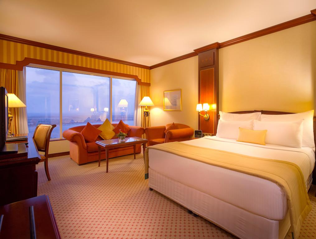 Corniche Hotel Abu Dhabi — Абу Дабі, Об'єднані Арабські Емірати мініатюра 20