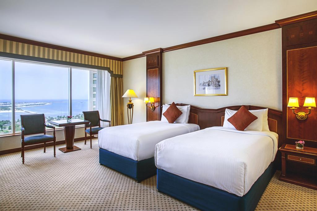 Corniche Hotel Abu Dhabi — Абу Дабі, Об'єднані Арабські Емірати мініатюра 37
