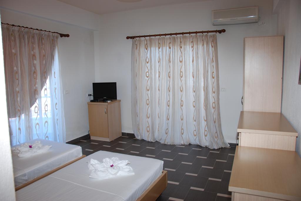 Arel Hotel — Саранда, Албанія мініатюра 15