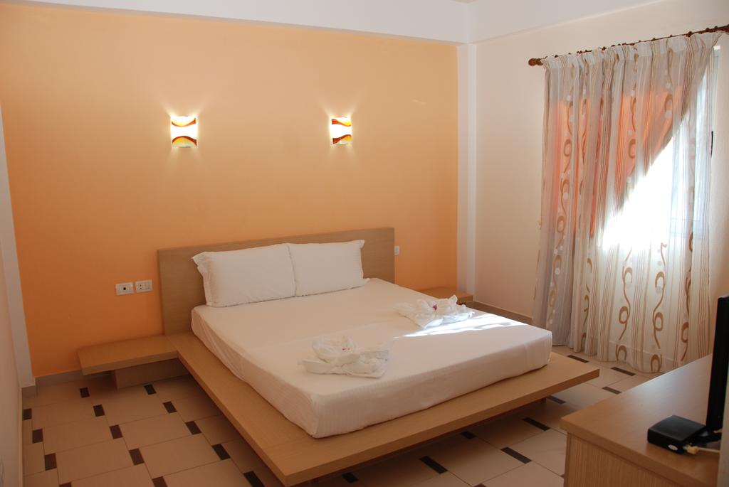 Arel Hotel — Саранда, Албанія мініатюра 21
