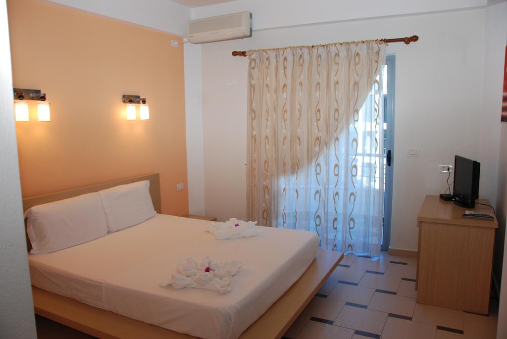 Arel Hotel — Саранда, Албанія мініатюра 22