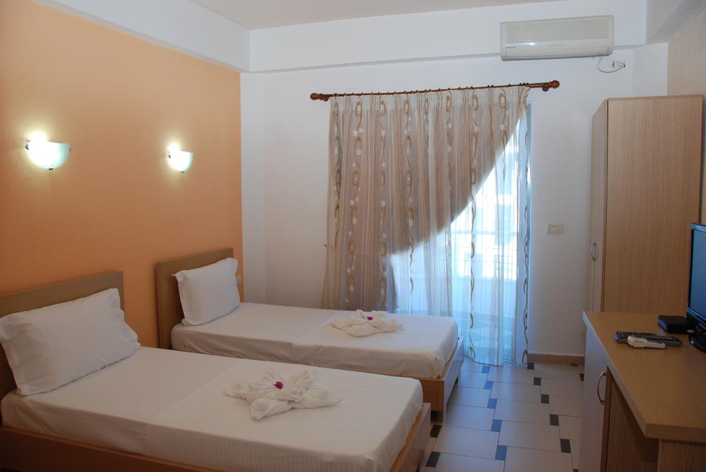 Arel Hotel — Саранда, Албанія мініатюра 27