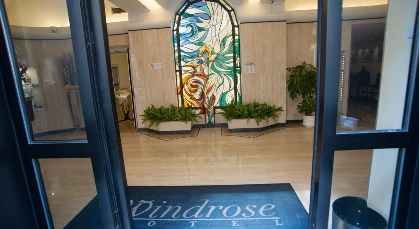Windrose — Лаціо, Італія мініатюра 53