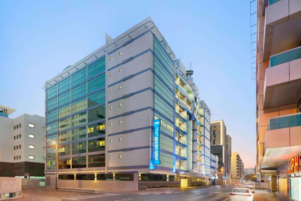Howard Johnson Plaza by Wyndham Dubai Deira — Дубаї, Об'єднані Арабські Емірати мініатюра 75