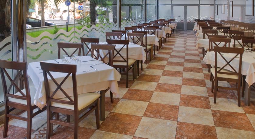 Eurosalou & Spa — Коста Дорада, Іспанія мініатюра 16