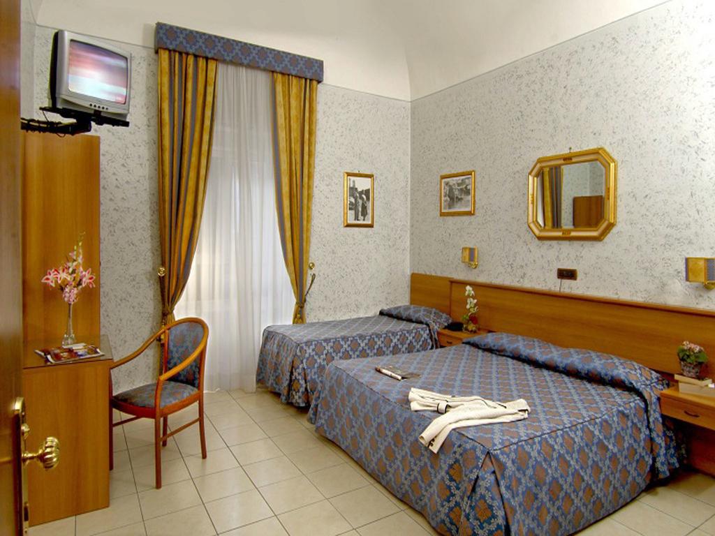 Assisi Hotel — Лаціо, Італія мініатюра 41