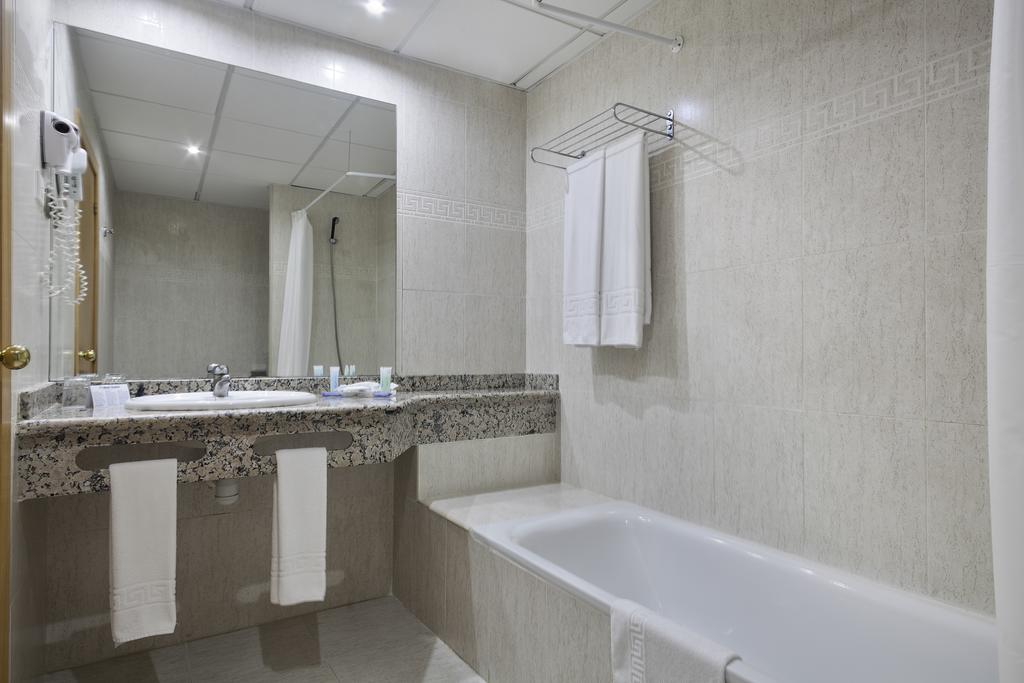 Best Benalmadena — Коста-дель-Соль, Іспанія мініатюра 25