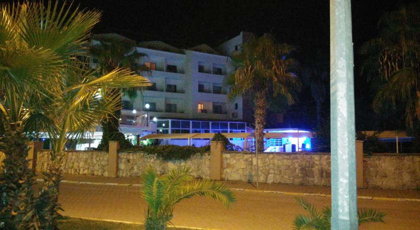 Istanbul Beach Hotel, Кемер, Туреччина мініатюра 21