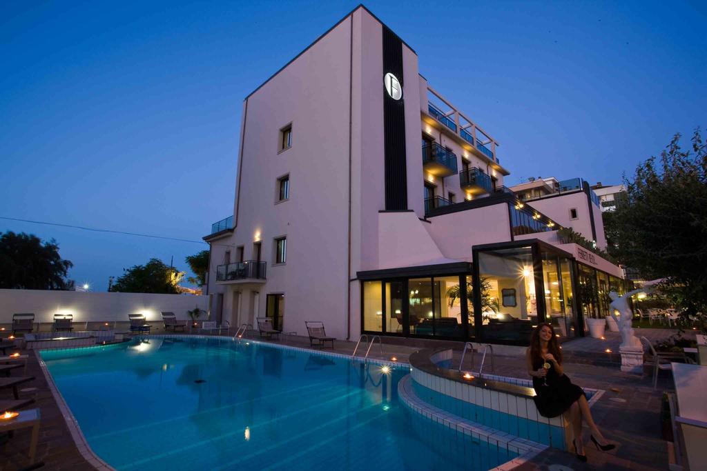 Ferretti Beach Hotel — Емілія Романья, Італія мініатюра 9