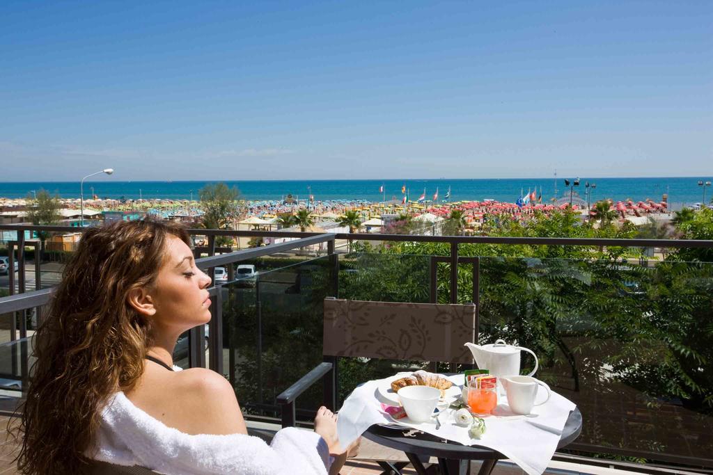 Ferretti Beach Hotel — Емілія Романья, Італія мініатюра 15