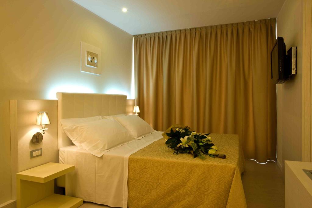 Ferretti Beach Hotel — Емілія Романья, Італія мініатюра 20
